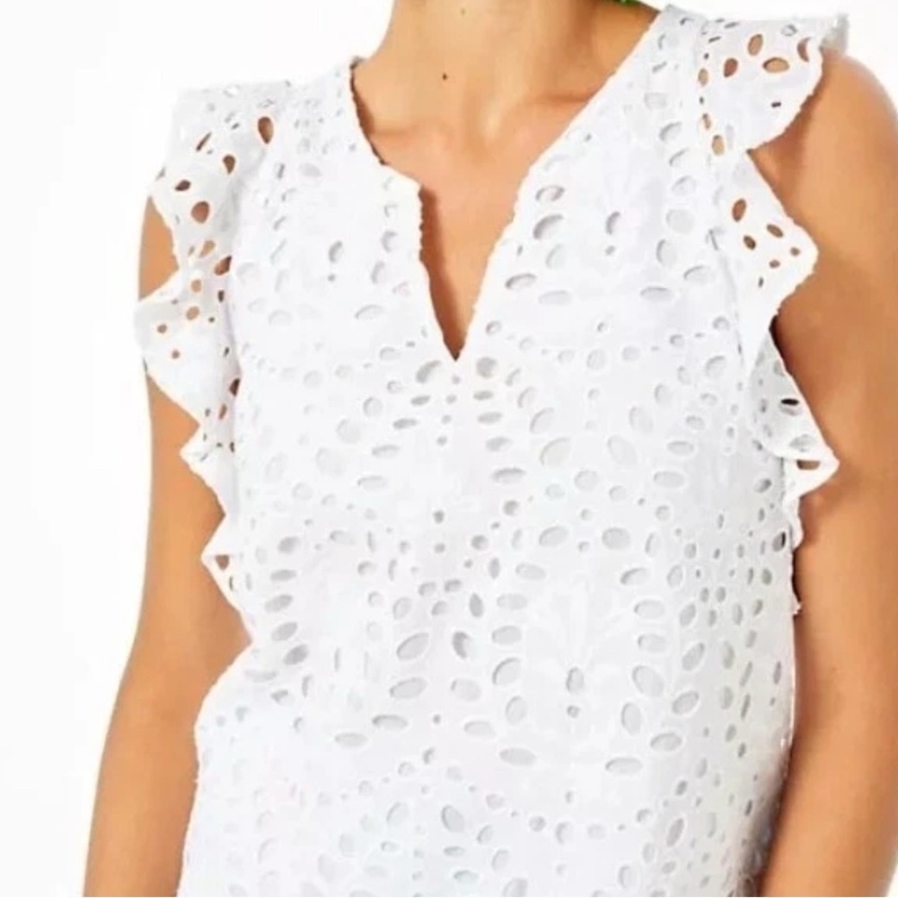 Lilly Pulitzer Size S Faun Top Resort White Large Petal Eyelet Blouse - Picture 3 of 12